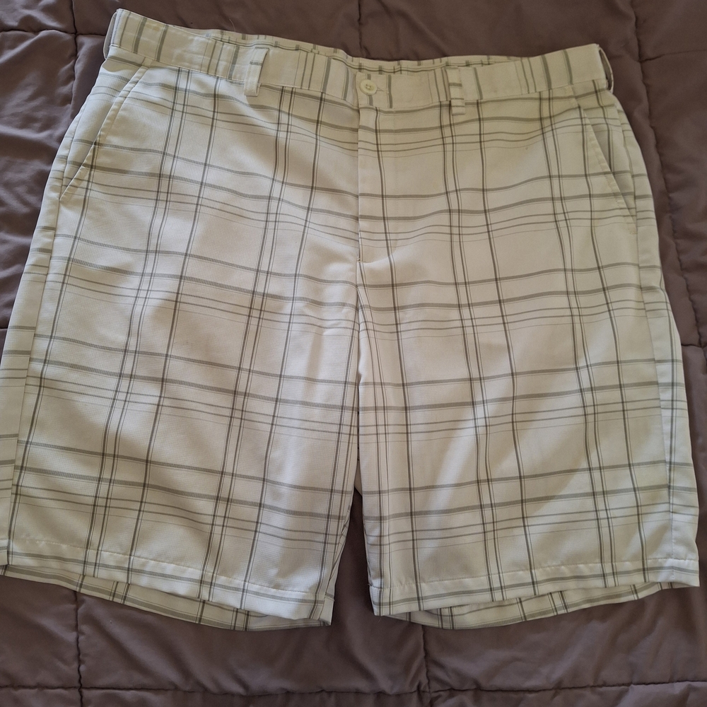 Men's White Plaid Flat Front Shorts